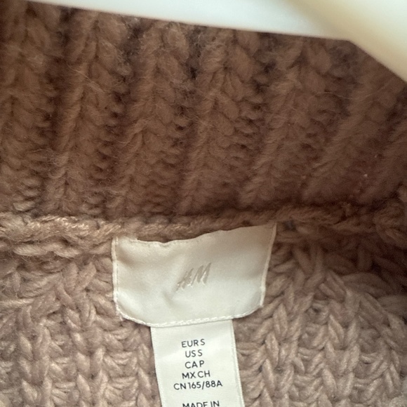 H&M Chunky knit sweater - Picture 3 of 3